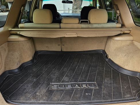 Used 2005 Subaru Forester 2.5X image 8