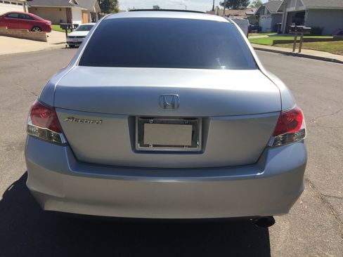 Used 2010 Honda Accord EX image 5