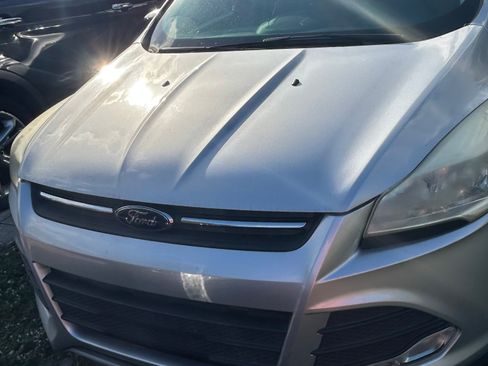 Used 2016 Ford Escape SE w/ Equipment Group 201A image 11