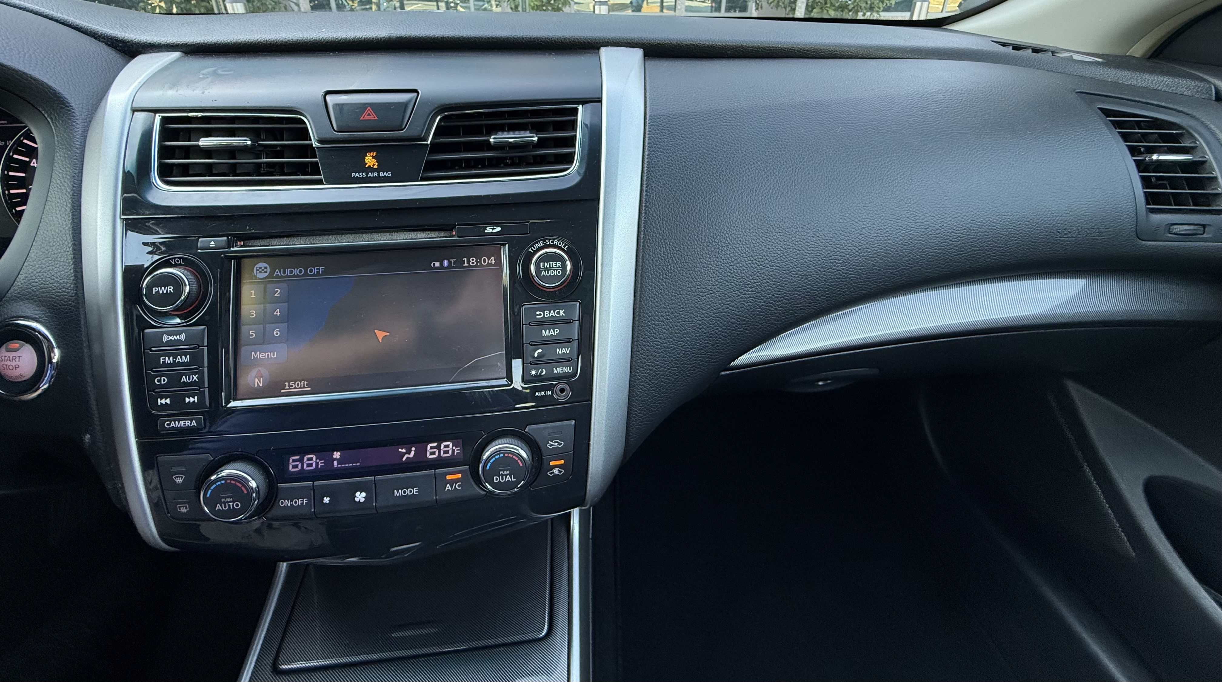 Used 2013 Nissan Altima 3.5 SL w/ Technology Pkg FWD image 10