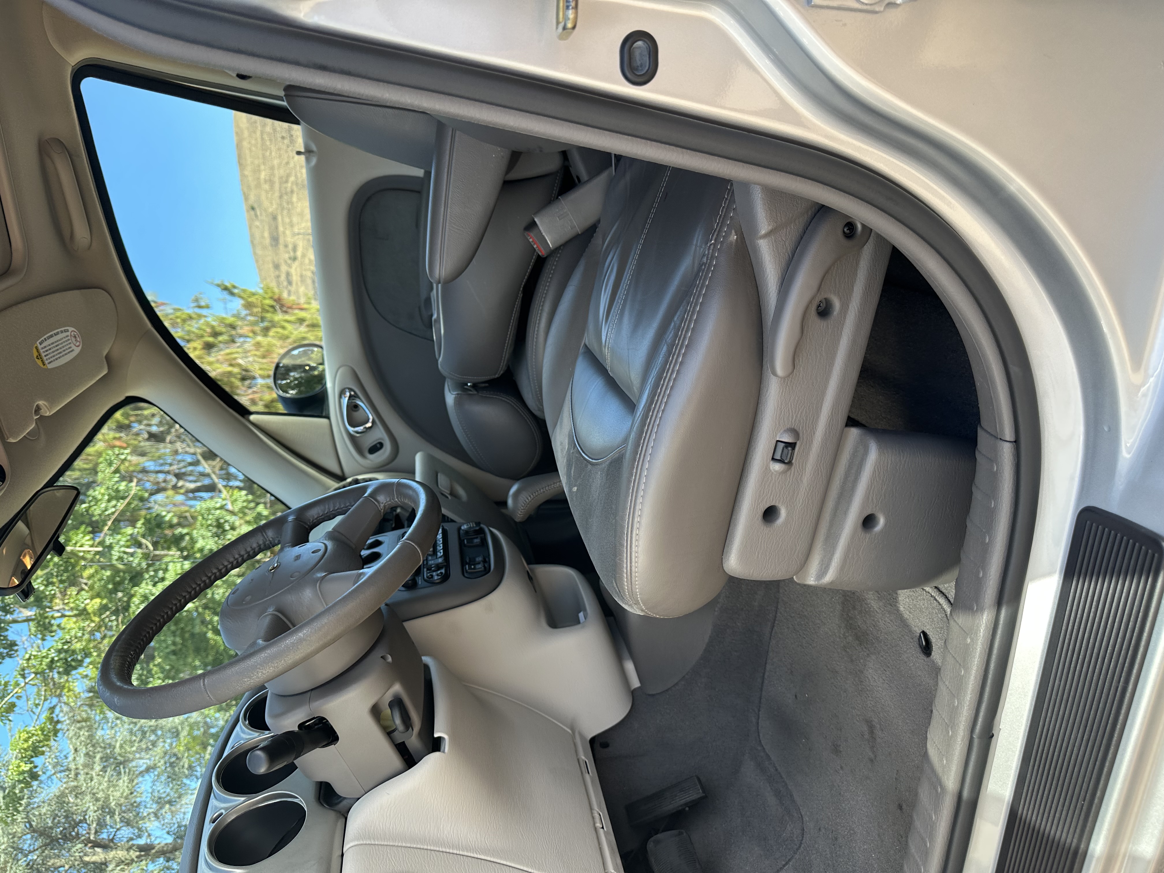 Used 2002 Chrysler PT Cruiser Limited FWD image 10