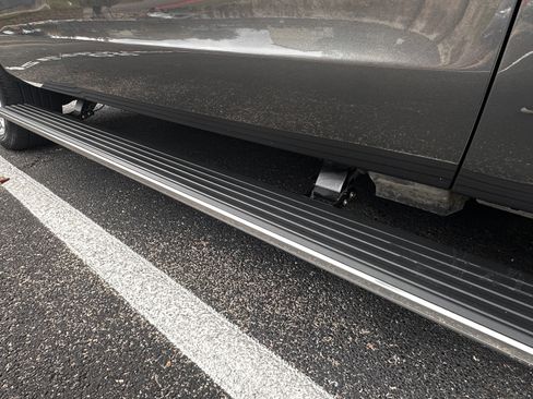 Used 2018 Ford Expedition Limited w/ Equipment Group 302A image 28