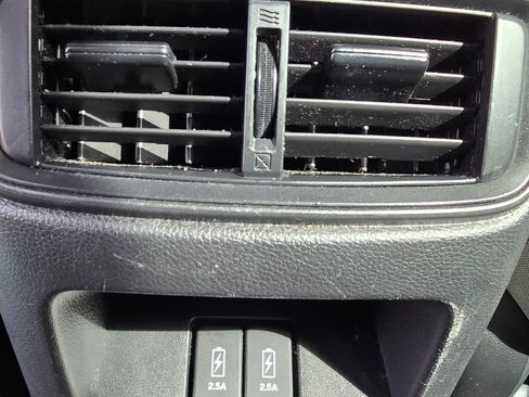 Used 2017 Honda CR-V EX image 29