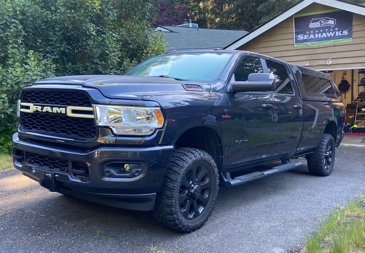 Used 2020 RAM 2500 Big Horn w/ Level 1 Equipment Group AWD/4WD image 2