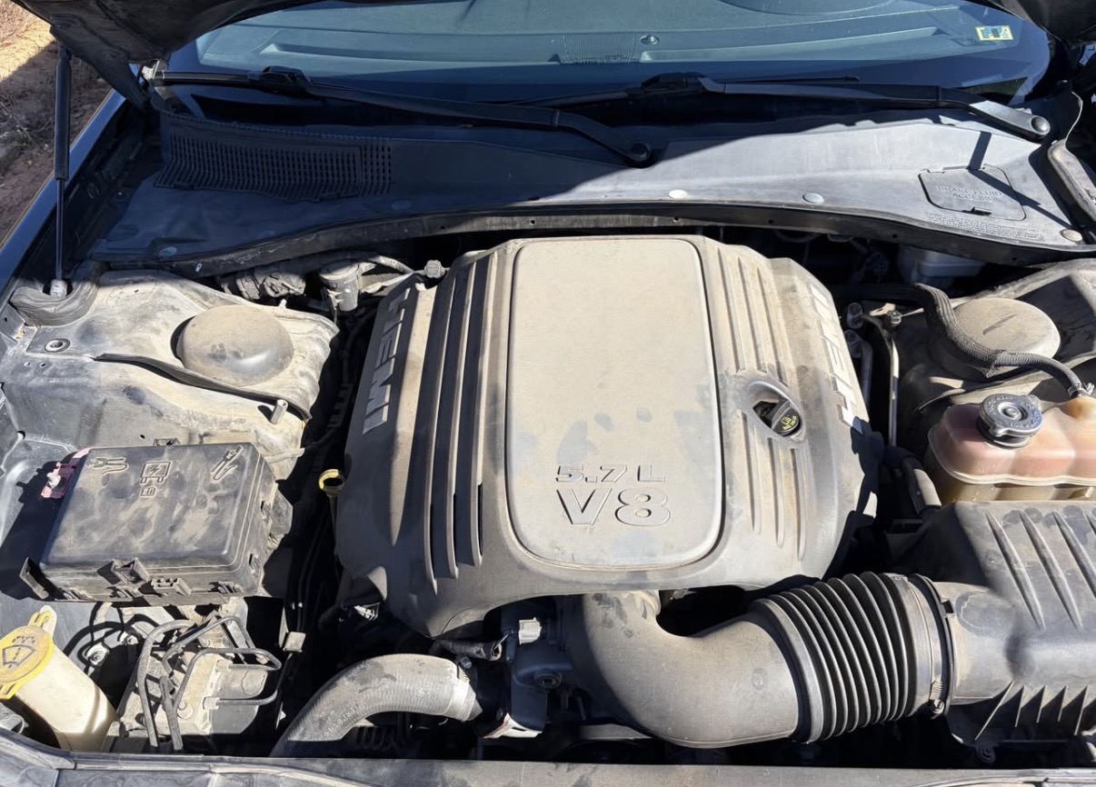 Used 2013 Chrysler 300 C RWD image 14