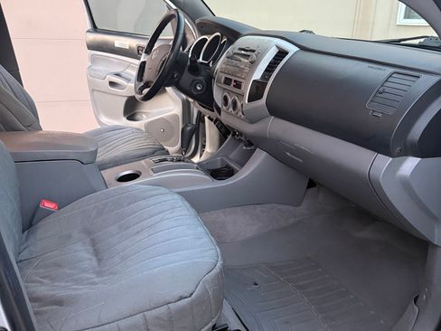 Used 2009 Toyota Tacoma 4x4 Double Cab image 11