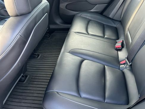 Used 2022 Tesla Model 3 Performance image 8