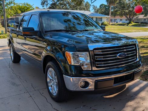 Used 2014 Ford F150 Lariat w/ Equipment Group 501A Mid image 5