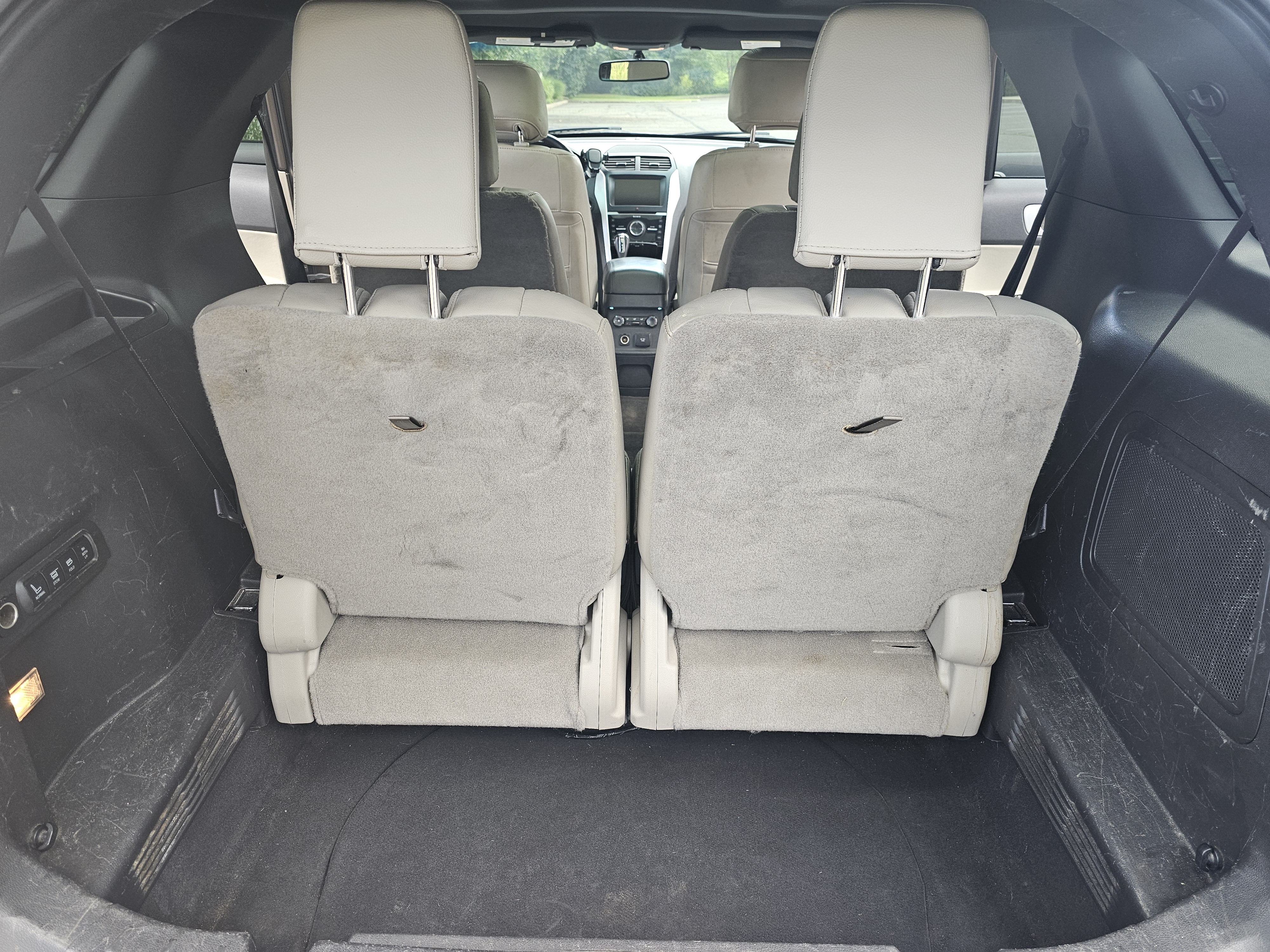 Used 2015 Ford Explorer Limited w/ Equipment Group 301A AWD/4WD image 9