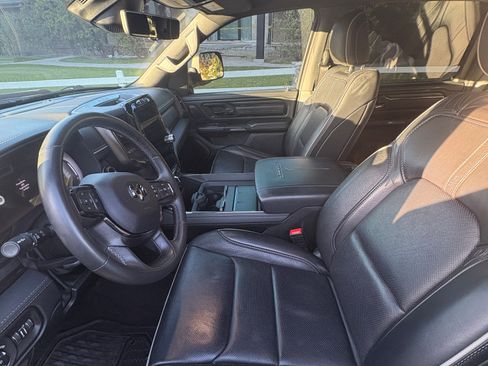 Used 2023 RAM 1500 Limited AWD/4WD image 4