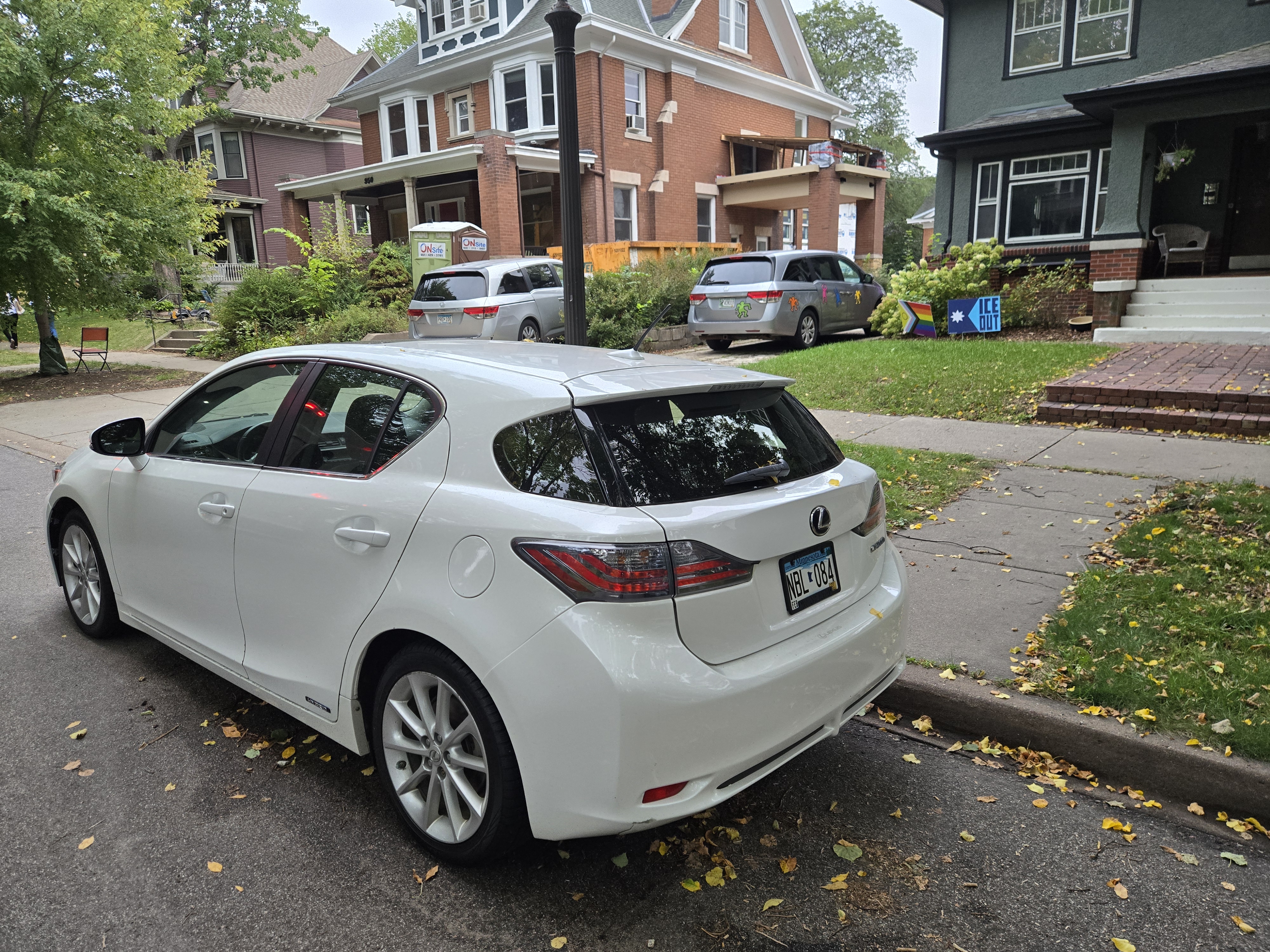 Used 2013 Lexus CT 200h w/ Seat Comfort Pkg FWD image 5