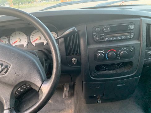 Used 2003 Dodge Ram 1500 Truck ST RWD image 12