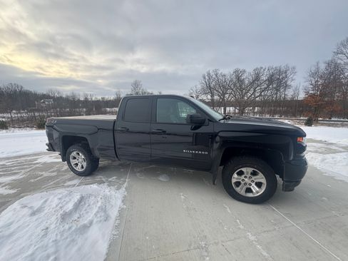 Used 2019 Chevrolet Silverado 1500 LT w/ All Star Edition image 10