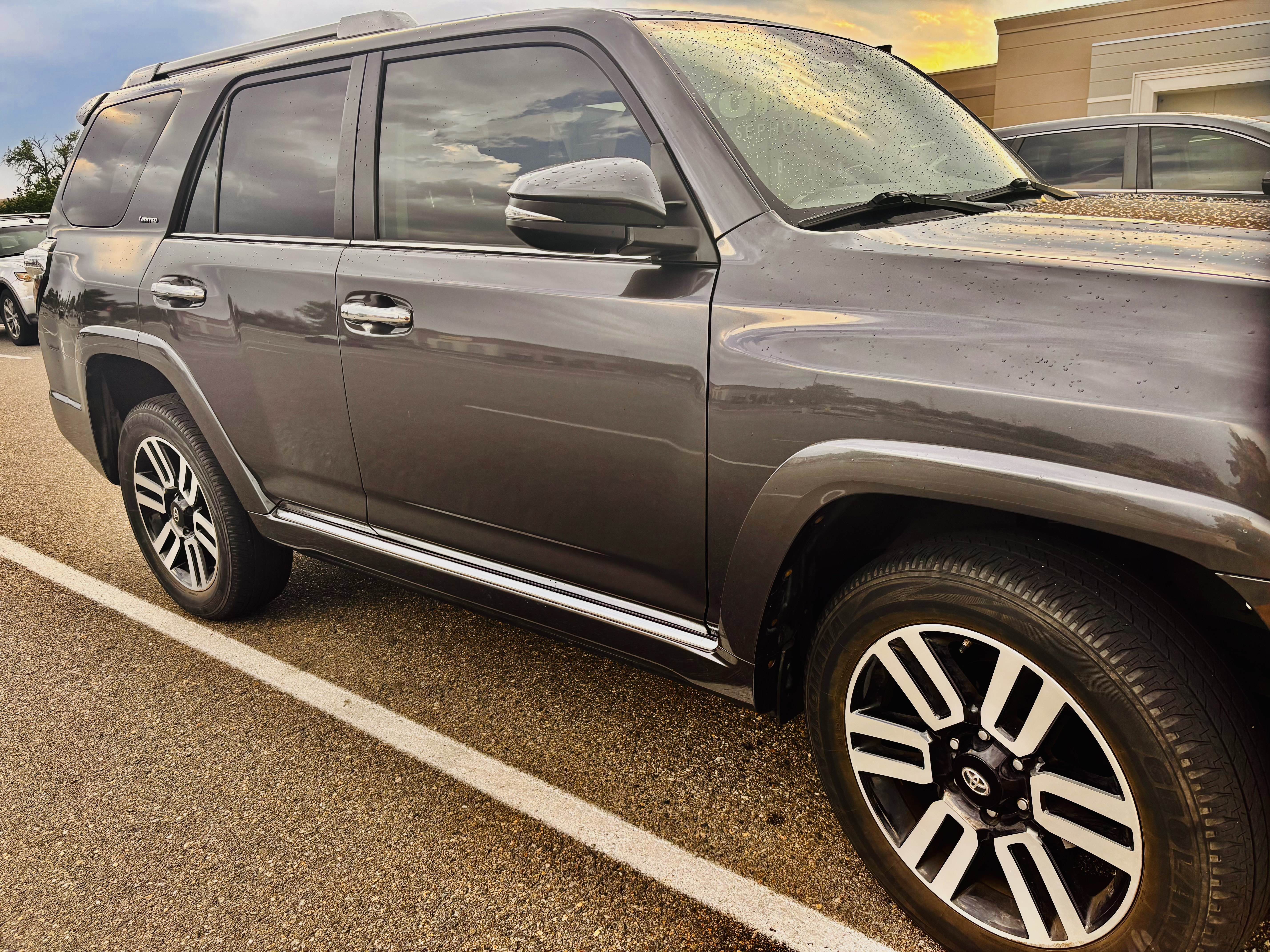 Used 2017 Toyota 4Runner Limited AWD/4WD image 6