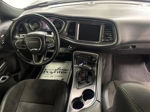 Used 2021 Dodge Challenger R/T w/ Plus Package image 8