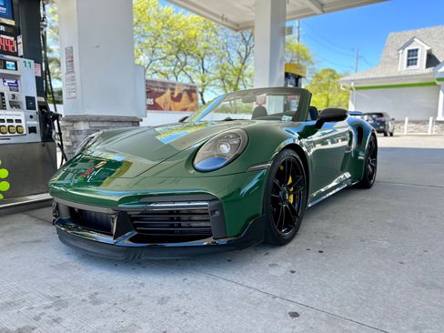 Used 2021 Porsche 911 Turbo S image 5