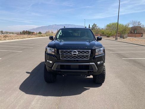 Used 2023 Nissan Frontier SV w/ Technology Package image 1