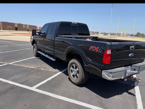Used 2014 Ford F350 Lariat w/ Lariat Interior Package AWD/4WD image 5
