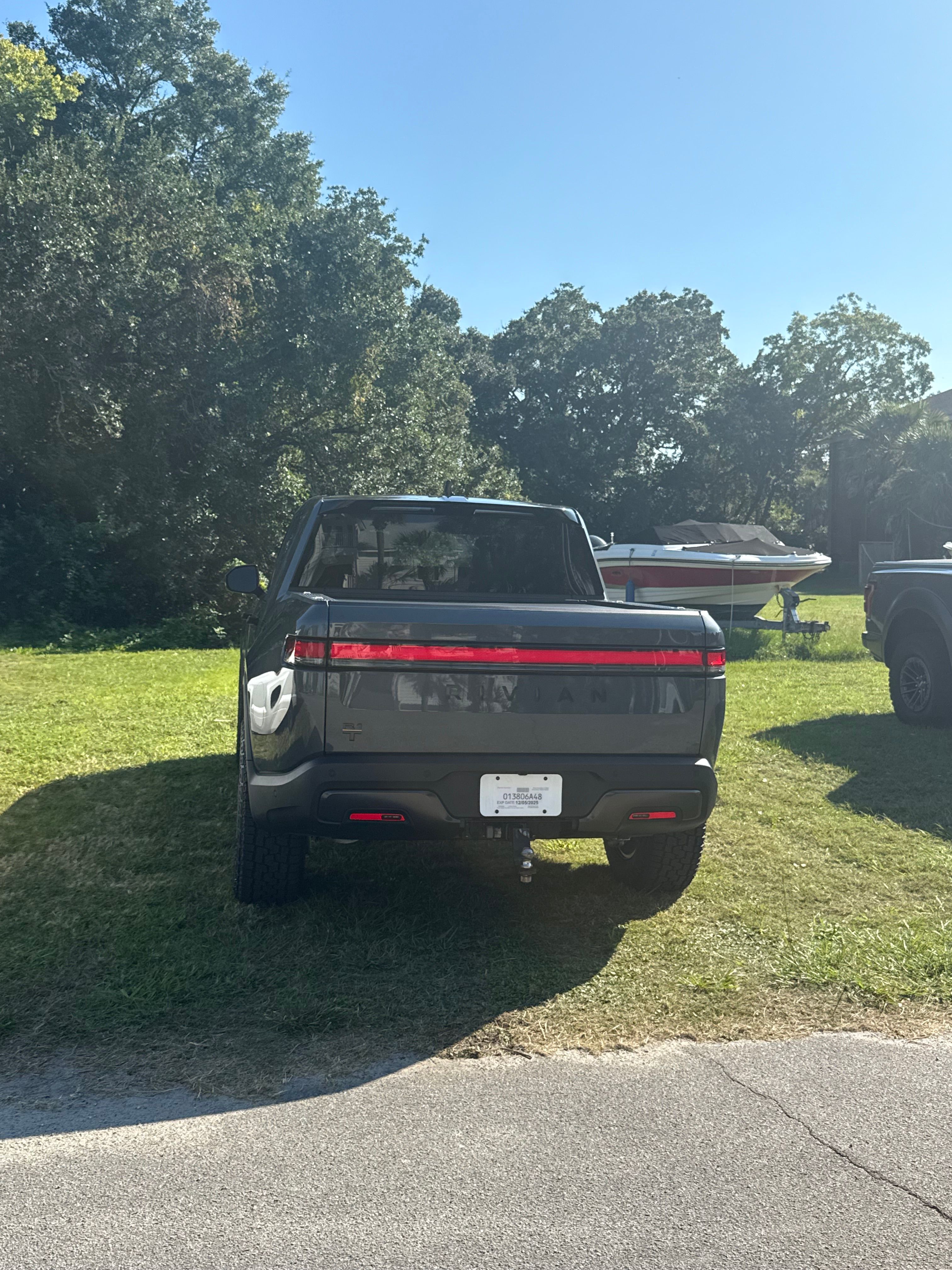 Used 2026 Rivian R1T Premium Tri AWD/4WD image 15