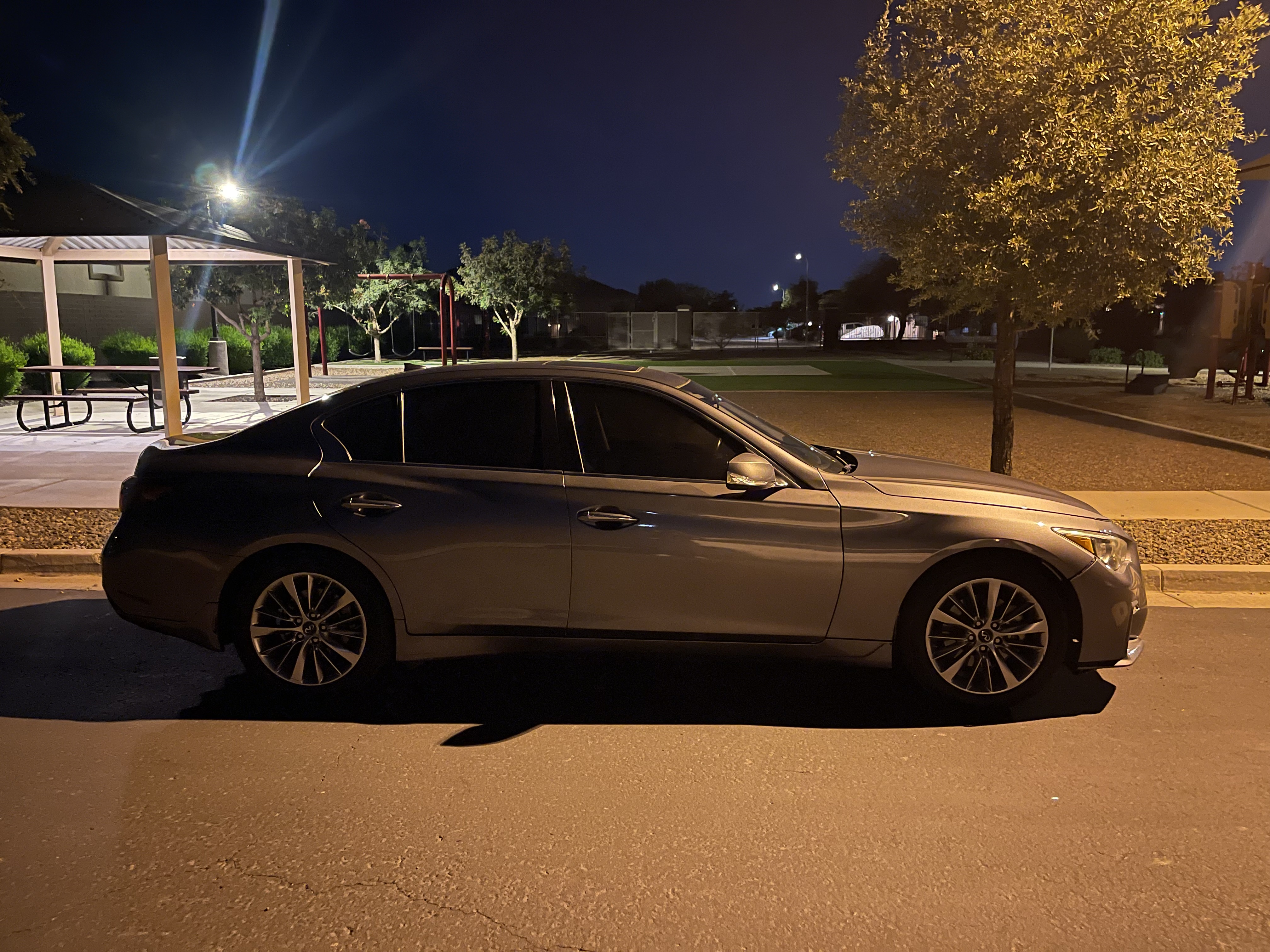Used 2018 INFINITI Q50 Luxe w/ Essential Package (3.0T Luxe) RWD image 10