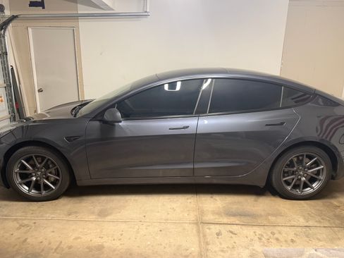 Used 2022 Tesla Model 3 Long Range image 1