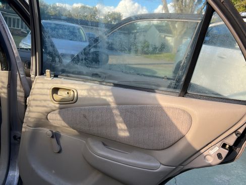 Used 2002 Toyota Corolla CE image 21