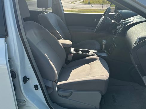 Used 2013 Nissan Rogue S w/ Special Edition Pkg FWD image 32
