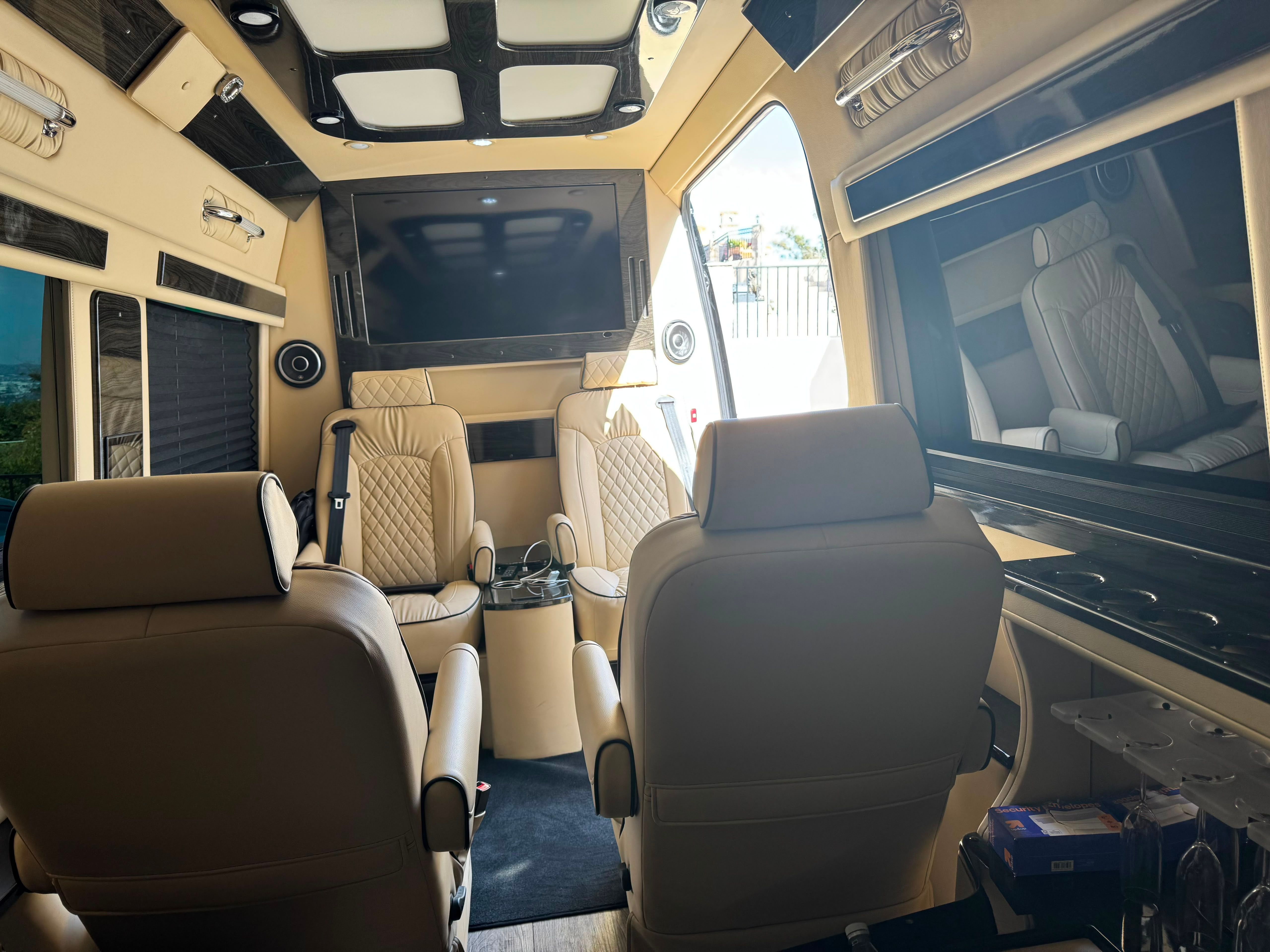 Used 2023 Mercedes-Benz Sprinter 3500 image 11