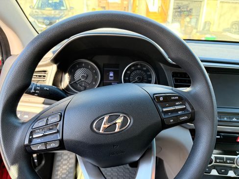 Used 2020 Hyundai Elantra SEL w/ Cargo Package (C1) image 19