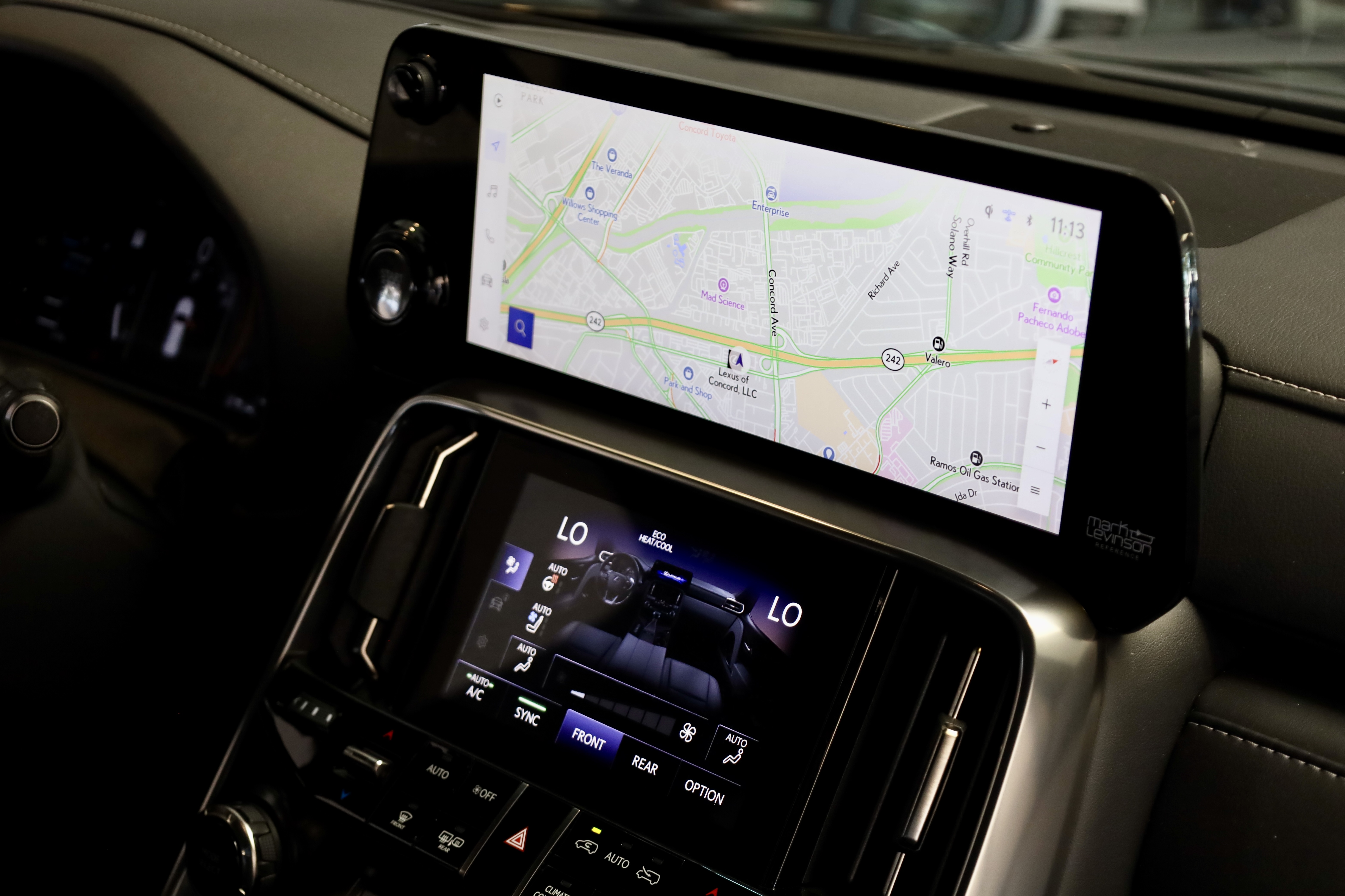 Used 2025 Lexus LX 600 4WD w/ Accessory Package (Z1) image 11