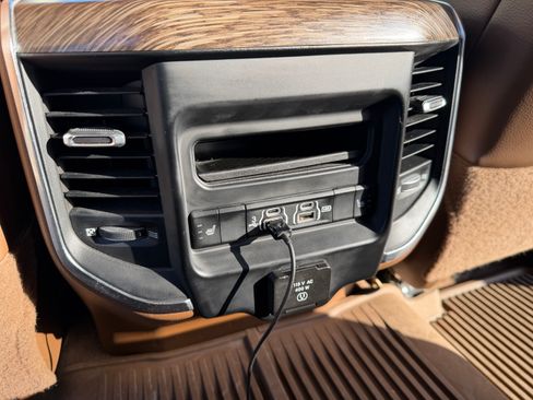 Used 2019 RAM 2500 Laramie image 20