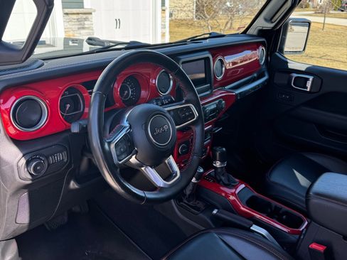 Used 2021 Jeep Wrangler Unlimited Rubicon w/ LED Lighting Group image 12