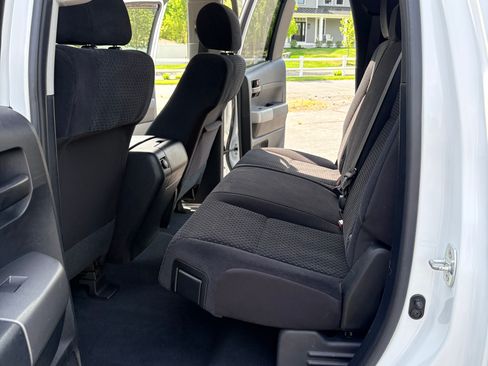 Used 2010 Toyota Tundra 4x4 Double Cab image 13