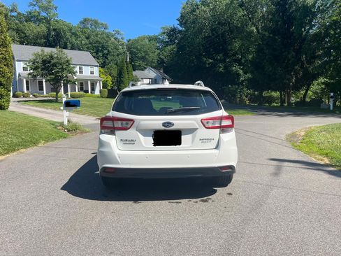 Used 2017 Subaru Impreza 2.0i Limited AWD/4WD image 5