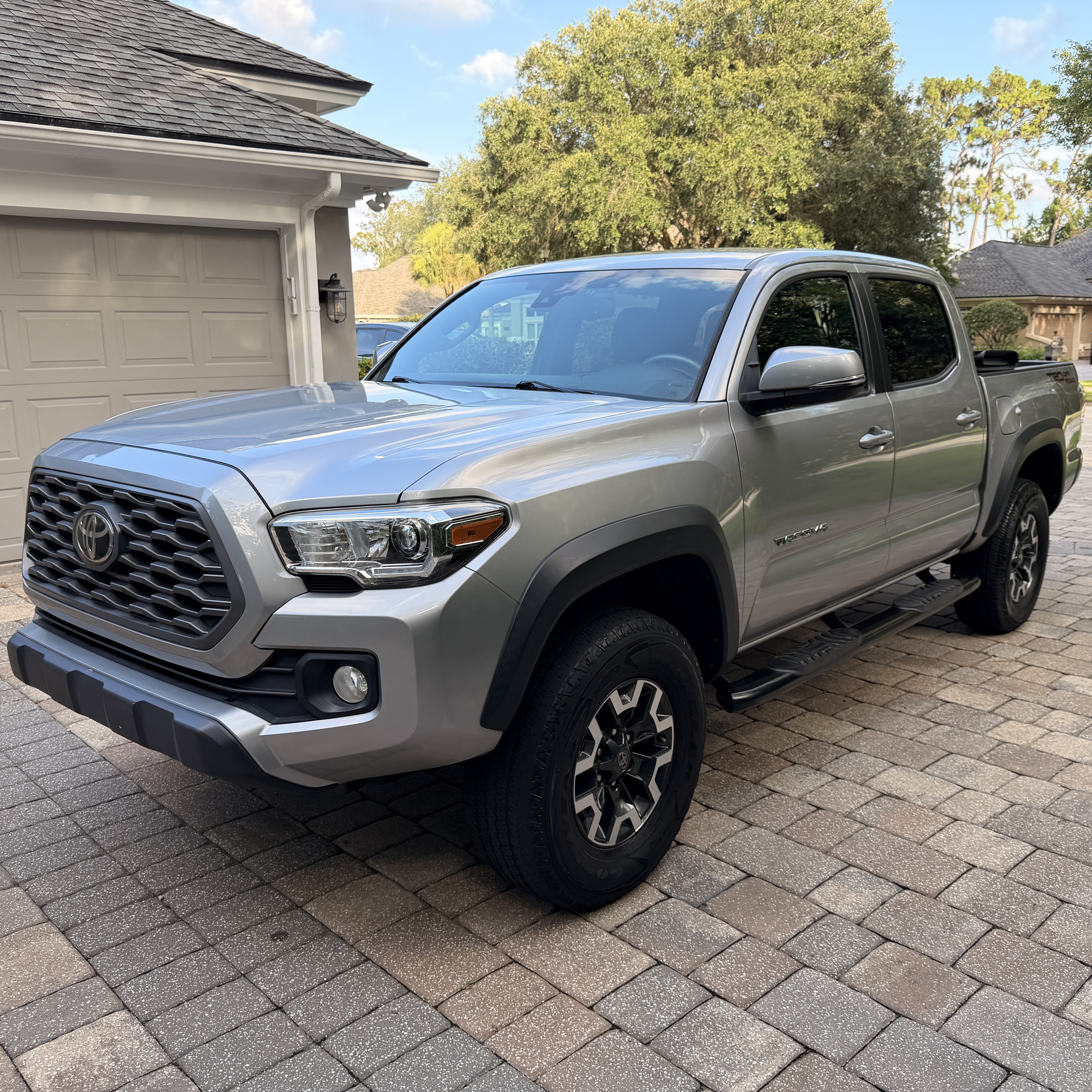Used 2021 Toyota Tacoma TRD Off-Road w/ Technology Package RWD image 4