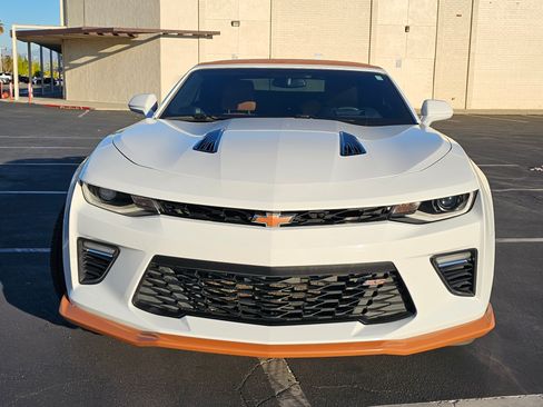 Used 2017 Chevrolet Camaro SS image 5