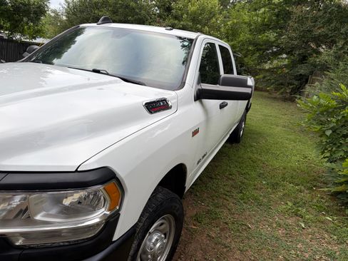 Used 2021 RAM 2500 Tradesman RWD image 2