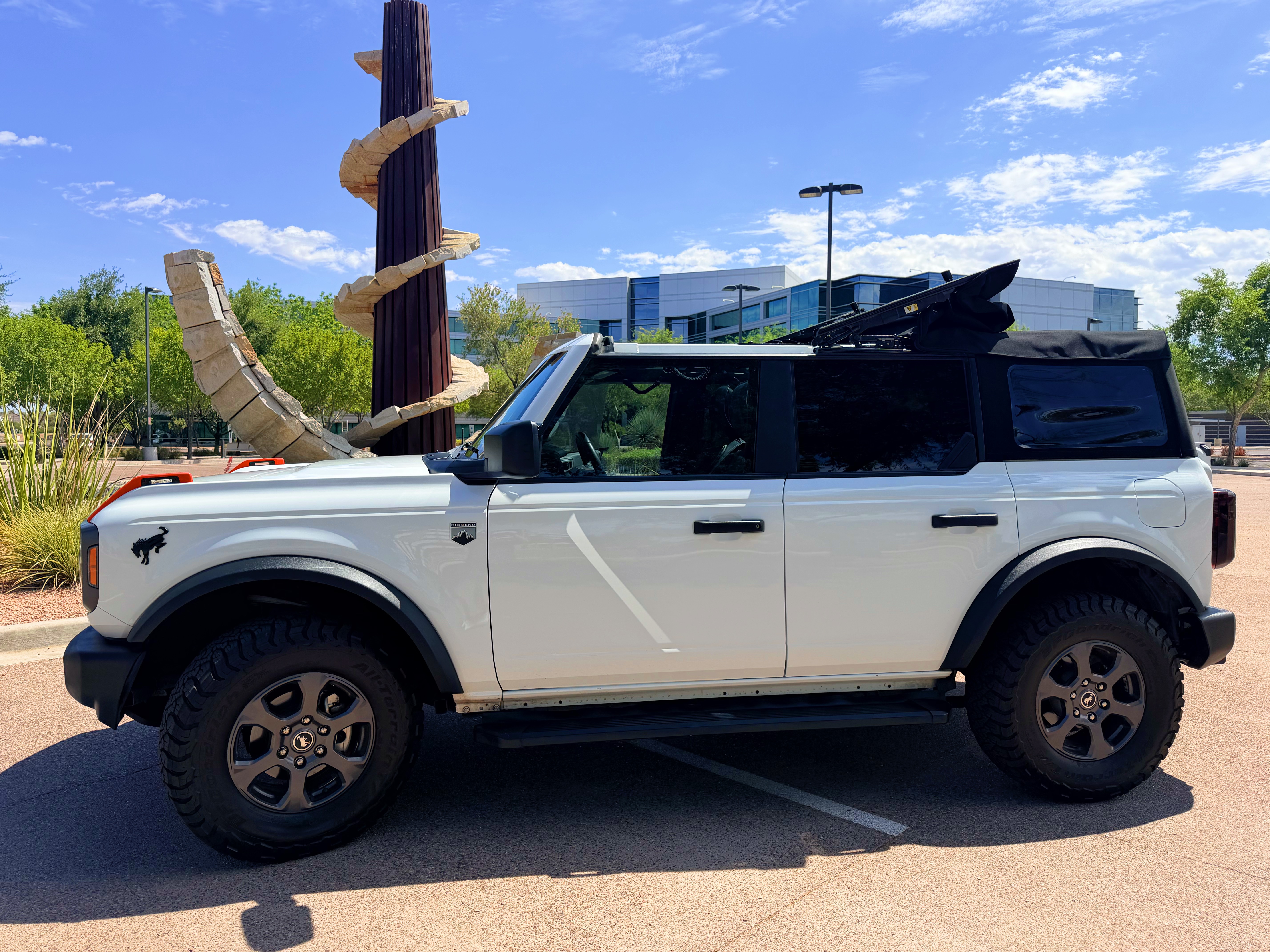 Used 2022 Ford Bronco Big Bend AWD/4WD image 2