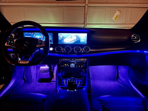 Used 2017 Mercedes-Benz E 43 AMG 4MATIC Sedan image 20