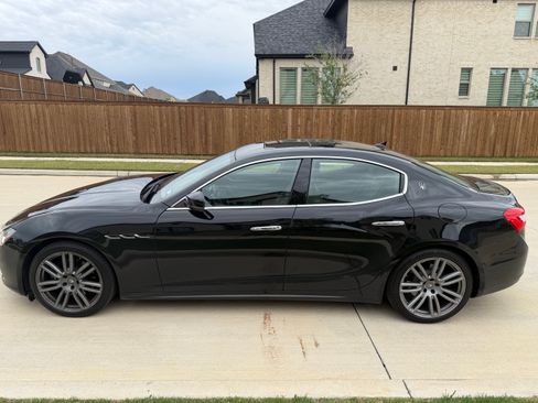 Used 2017 Maserati Ghibli w/ Luxury Package RWD image 10