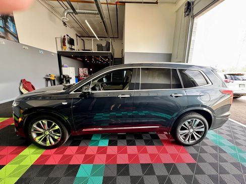Used 2020 Cadillac XT6 Premium Luxury AWD/4WD image 28