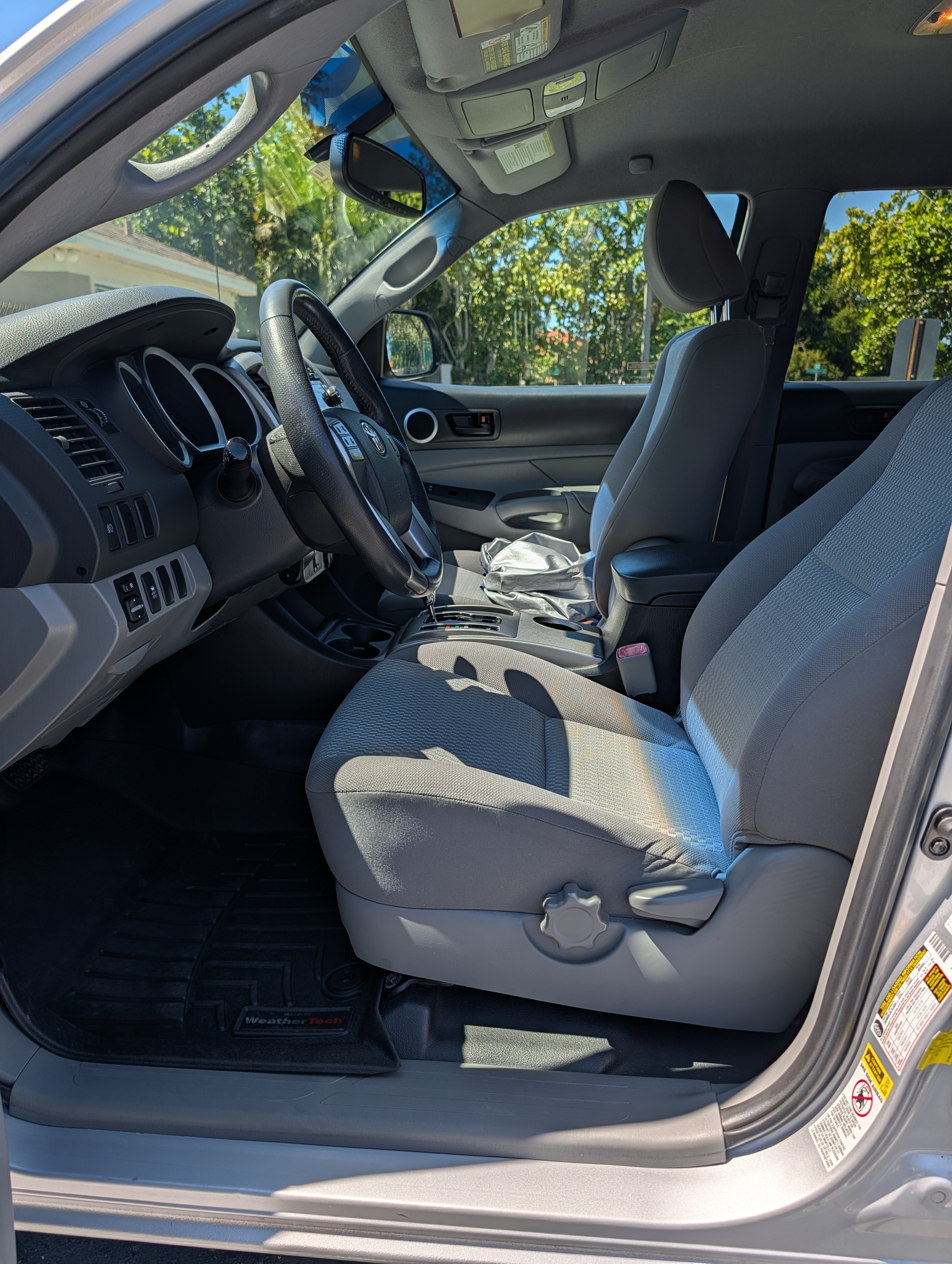 Used 2012 Toyota Tacoma PreRunner w/ SR5 Pkg RWD image 10