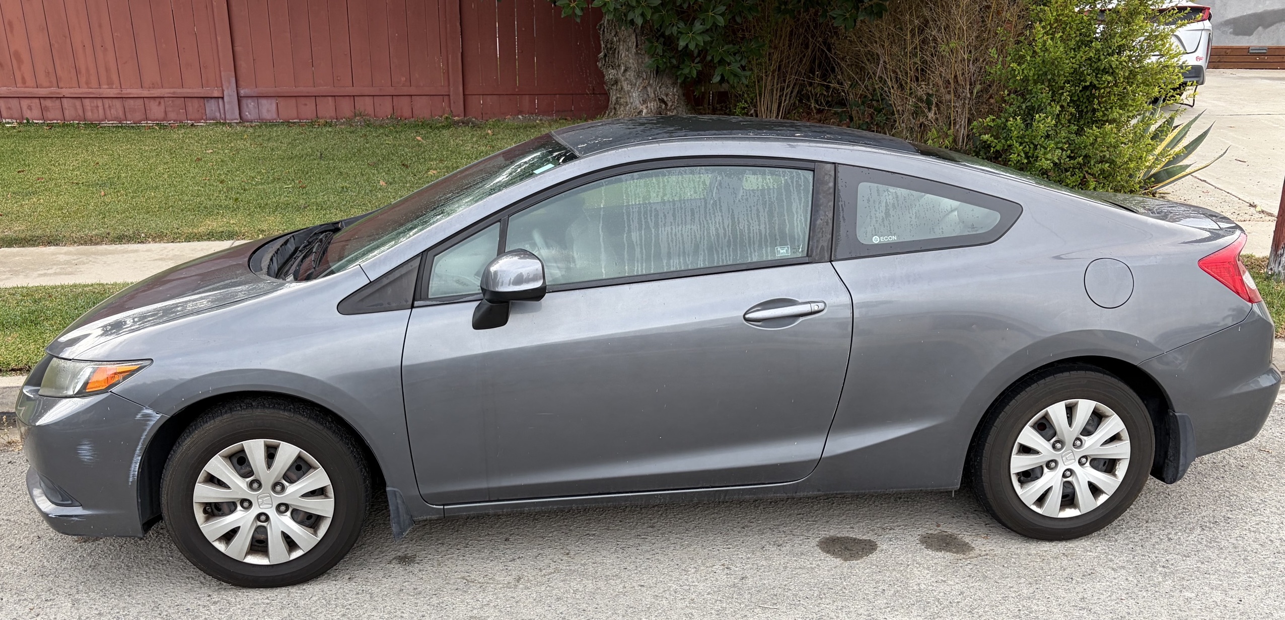 Used 2012 Honda Civic LX image 2