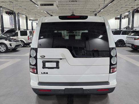 Used 2016 Land Rover LR4 HSE Silver Edition image 6
