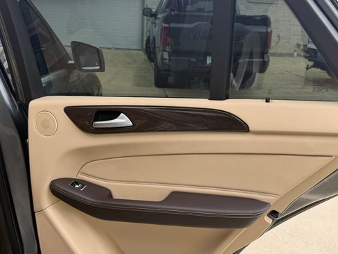 Used 2018 Mercedes-Benz GLE 350 image 26