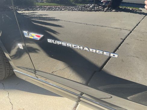 Used 2006 Cadillac STS V image 9