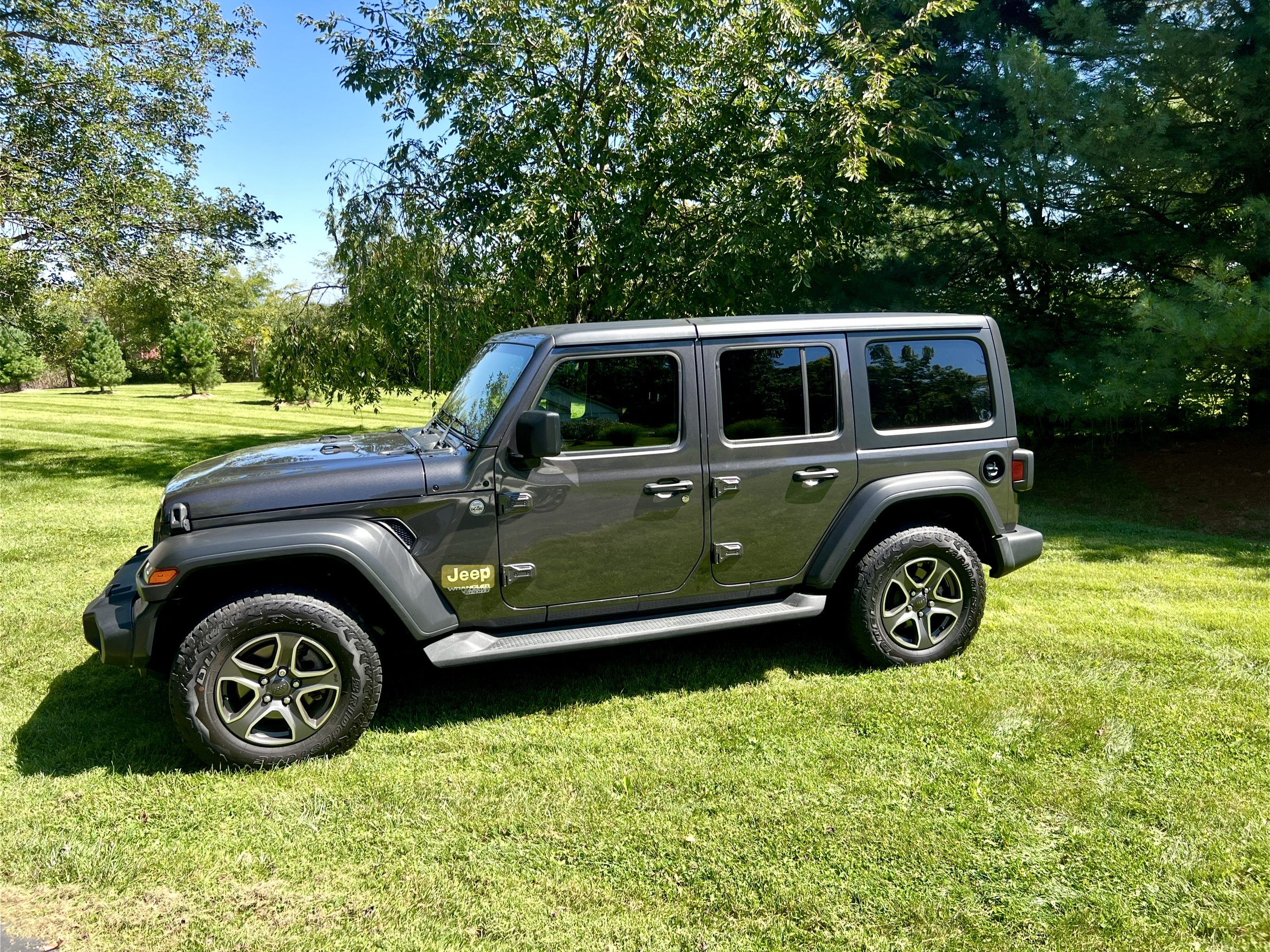Used 2021 Jeep Wrangler Unlimited Sport AWD/4WD image 1