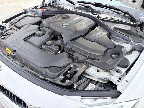 Used 2017 BMW 330e image 15