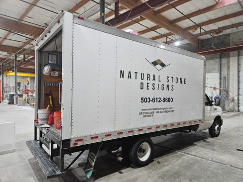 Used 2019 Ford E-350 and Econoline 350 Super Duty w/ Power Windows & Locks Group image 9