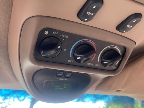 Used 2004 Ford Excursion Limited AWD/4WD image 18